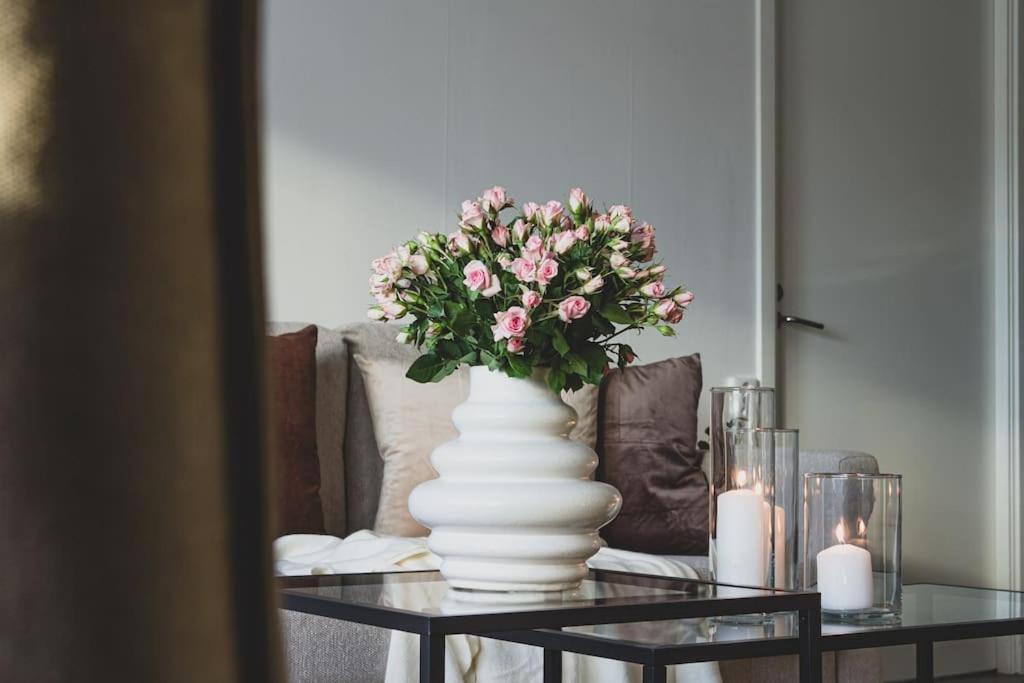 Affordable Studio In Trendy Sofo, Construction Work Stockholm Bagian luar foto